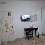 Oda ve Kahvaltı Le Maschere 3*