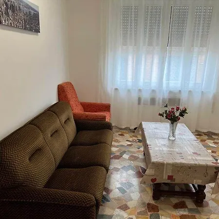 Le Maschere Bed & Breakfast