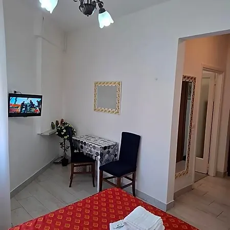 Le Maschere Bed & Breakfast 3*