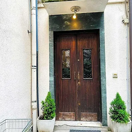 Le Maschere Bed & Breakfast 3*