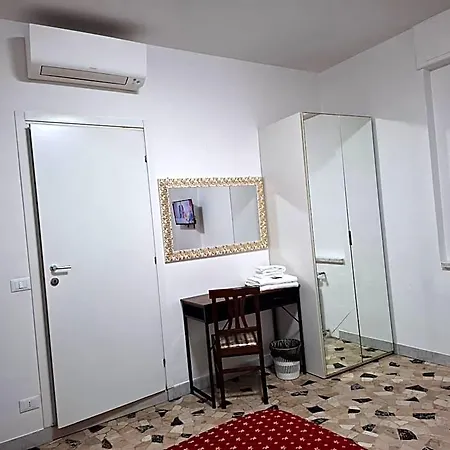 Le Maschere فندق مبيت وإفطار