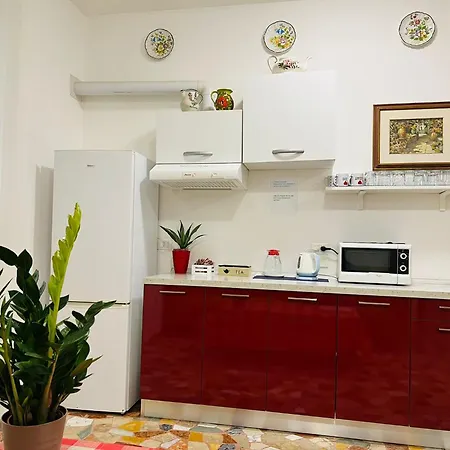 Alojamento de Acomodação e Pequeno-almoço Le Maschere Mestre