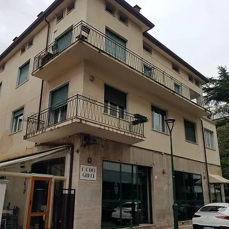 Le Maschere Panzió Mestre